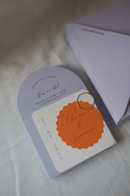 Trouwkaarten kleur in vorm