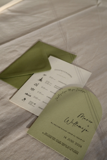 Trouwkaarten set in vorm, olijfgroen